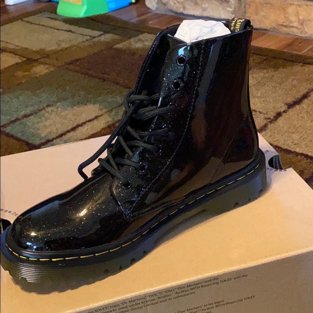 Authentic Dr. Marten Luana